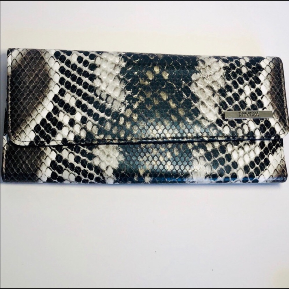 Kenneth Cole Wallet